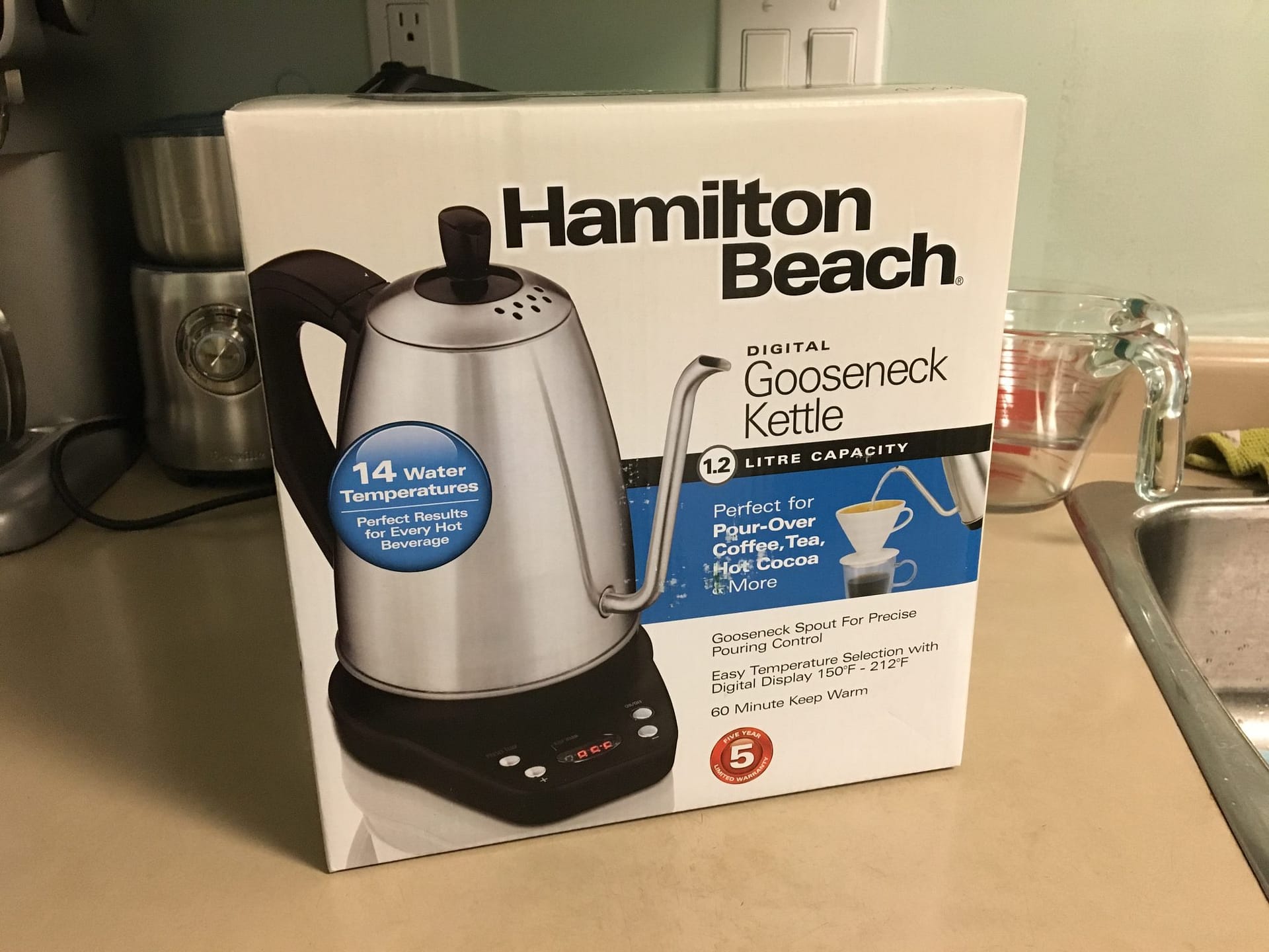 FULL REVIEW of the Hamilton Beach Electric Tea Kettle, 1.7L